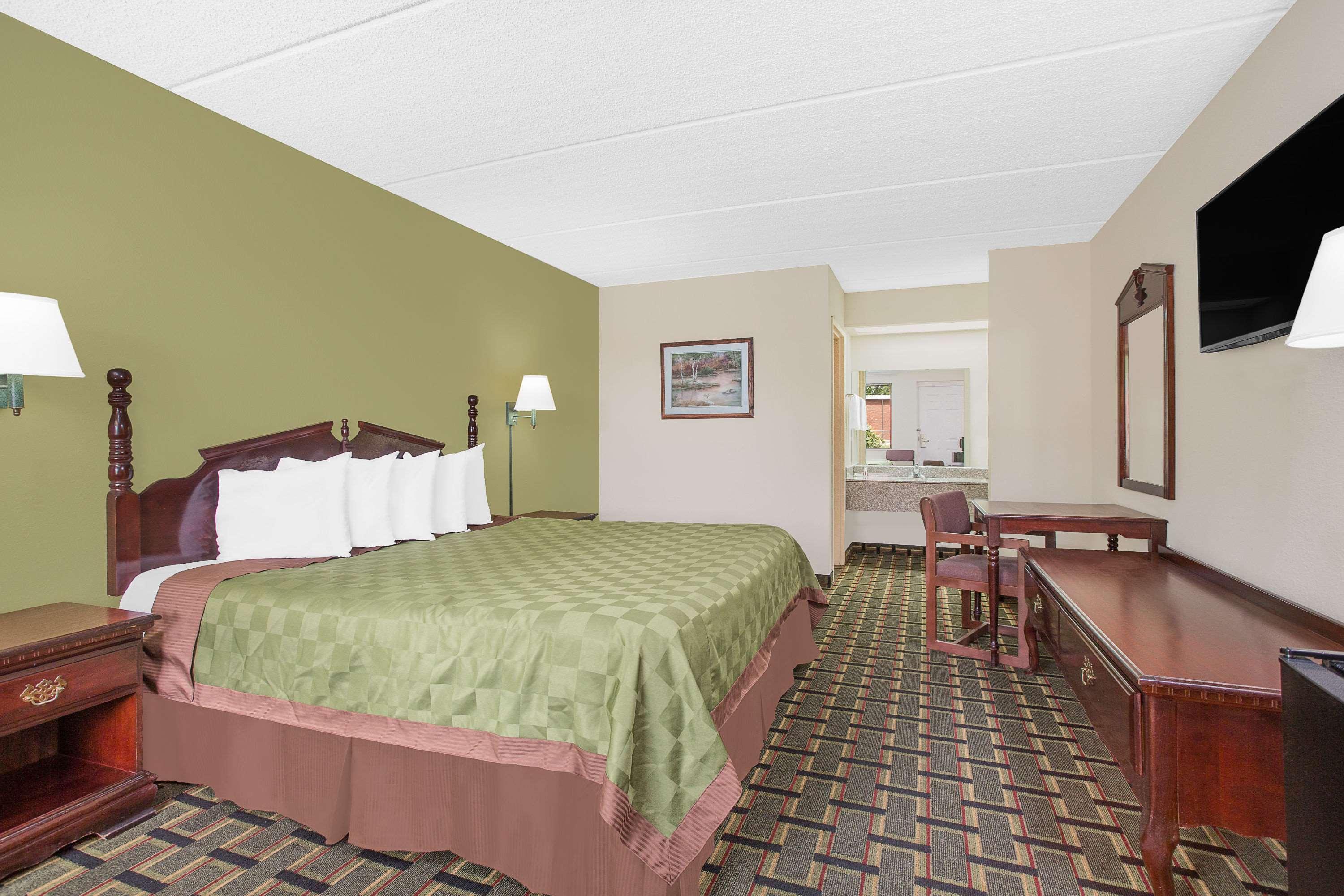 Days Inn By Wyndham Eufaula Al Exterior photo