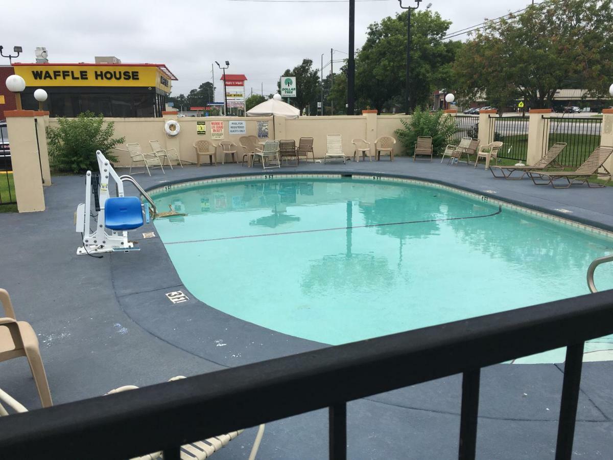 Days Inn By Wyndham Eufaula Al Exterior photo